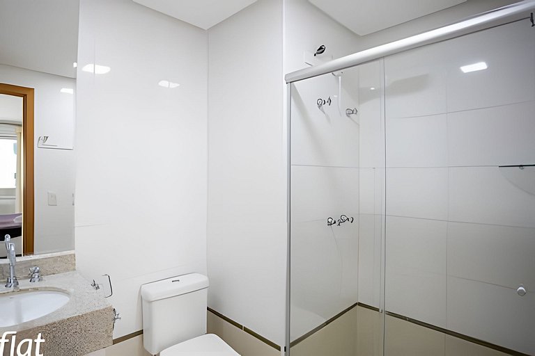 Flat no brookfield towers business green style