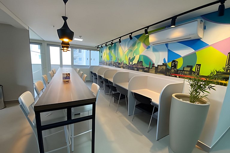 Flat no brookfield towers business green style