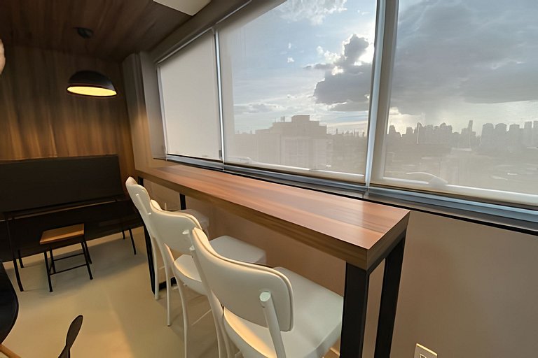Flat no brookfield towers business green style