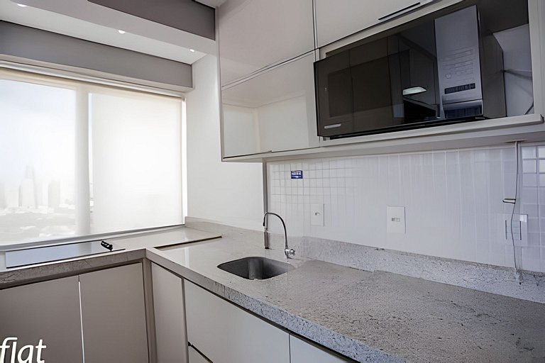 Brookfield Towers Studio Flamboaynt