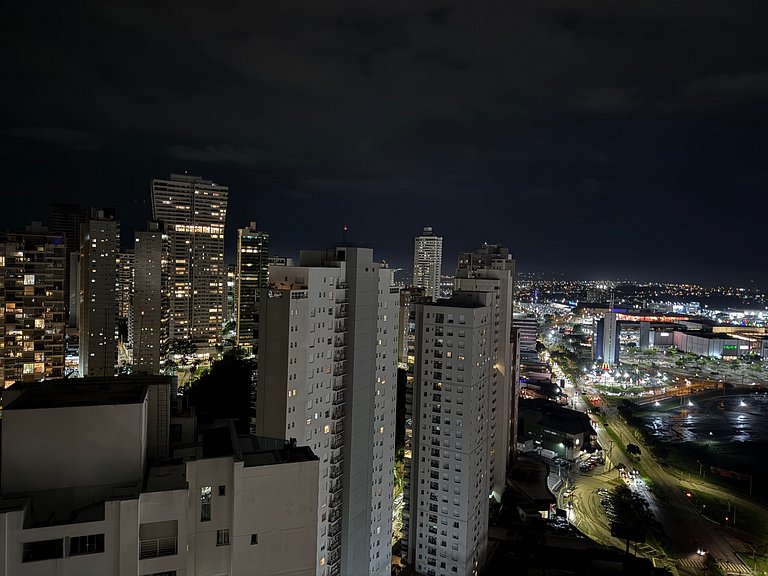 Hospedagem incrível com Vista no Jardim Goiás Flamboyant